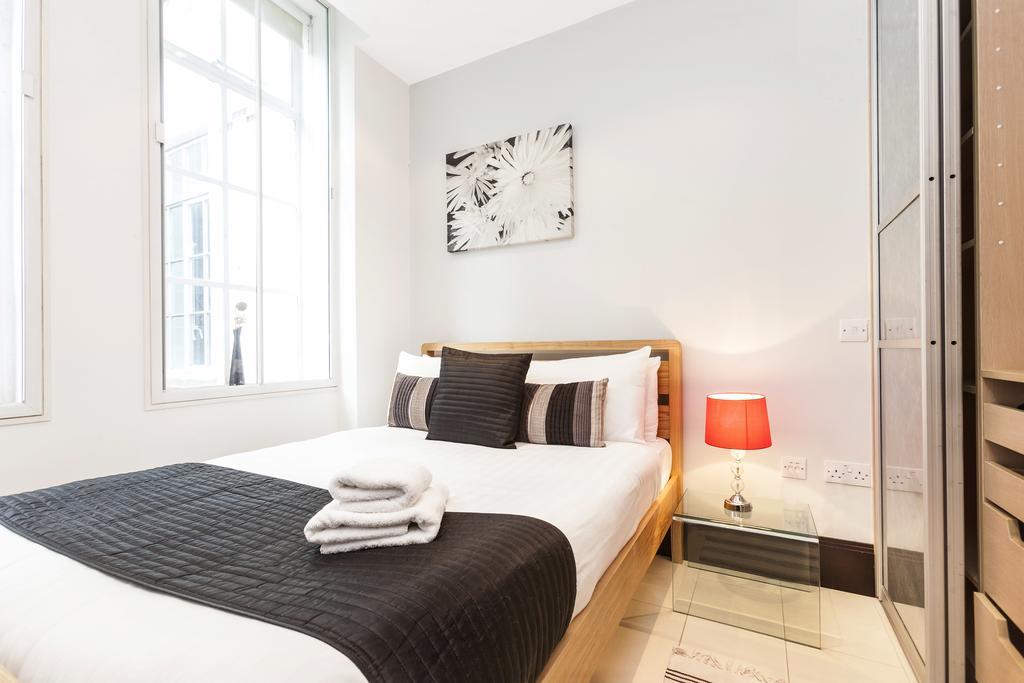 Club Living - Barbican Apartments London Exterior photo